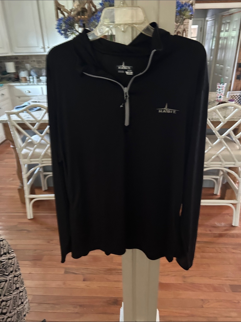 Habit Men's Black Quarter-Zip Hoodie